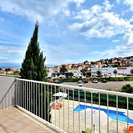 Bretia Apartments Сутіван Номер фото