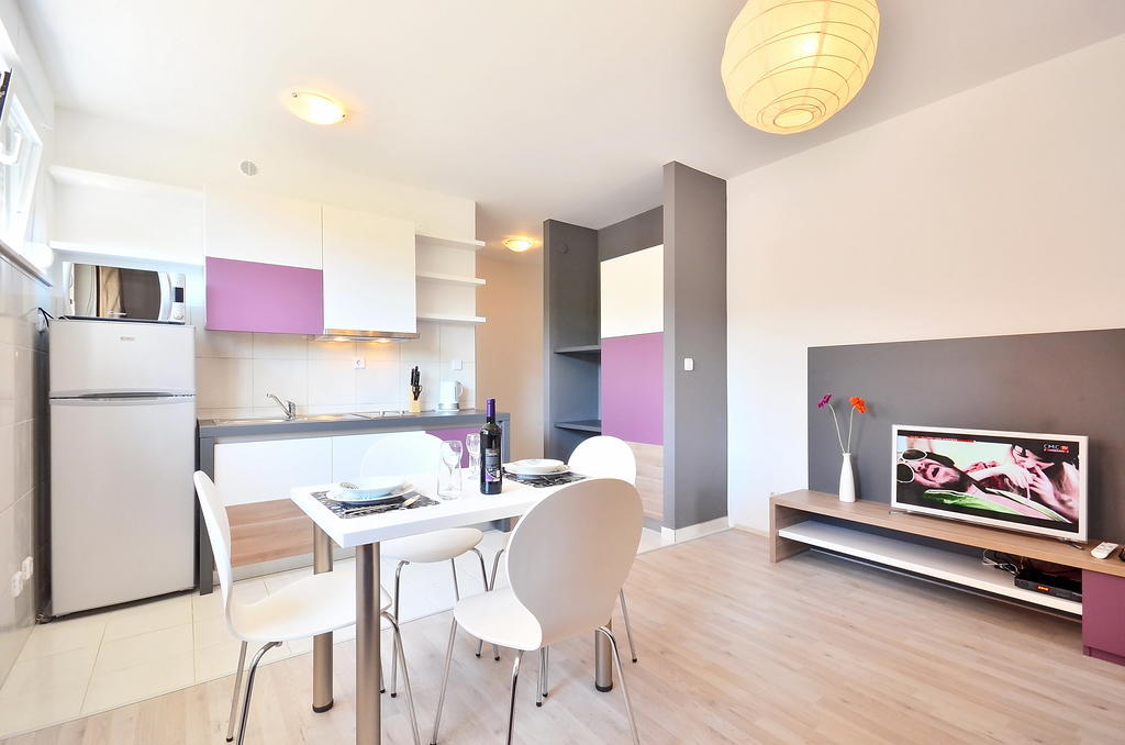 Bretia Apartments Сутіван Номер фото