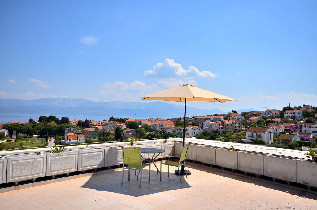Bretia Apartments Сутіван Екстер'єр фото