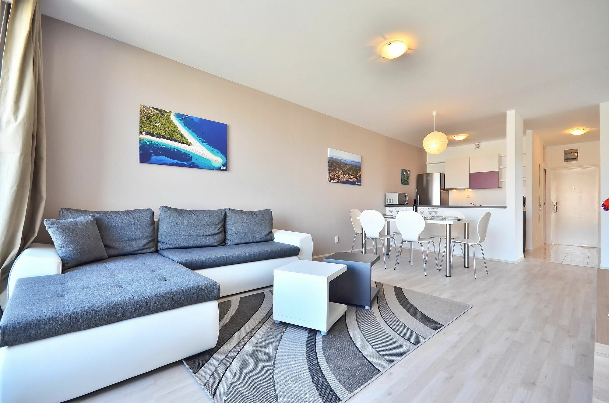 Bretia Apartments Сутіван Екстер'єр фото