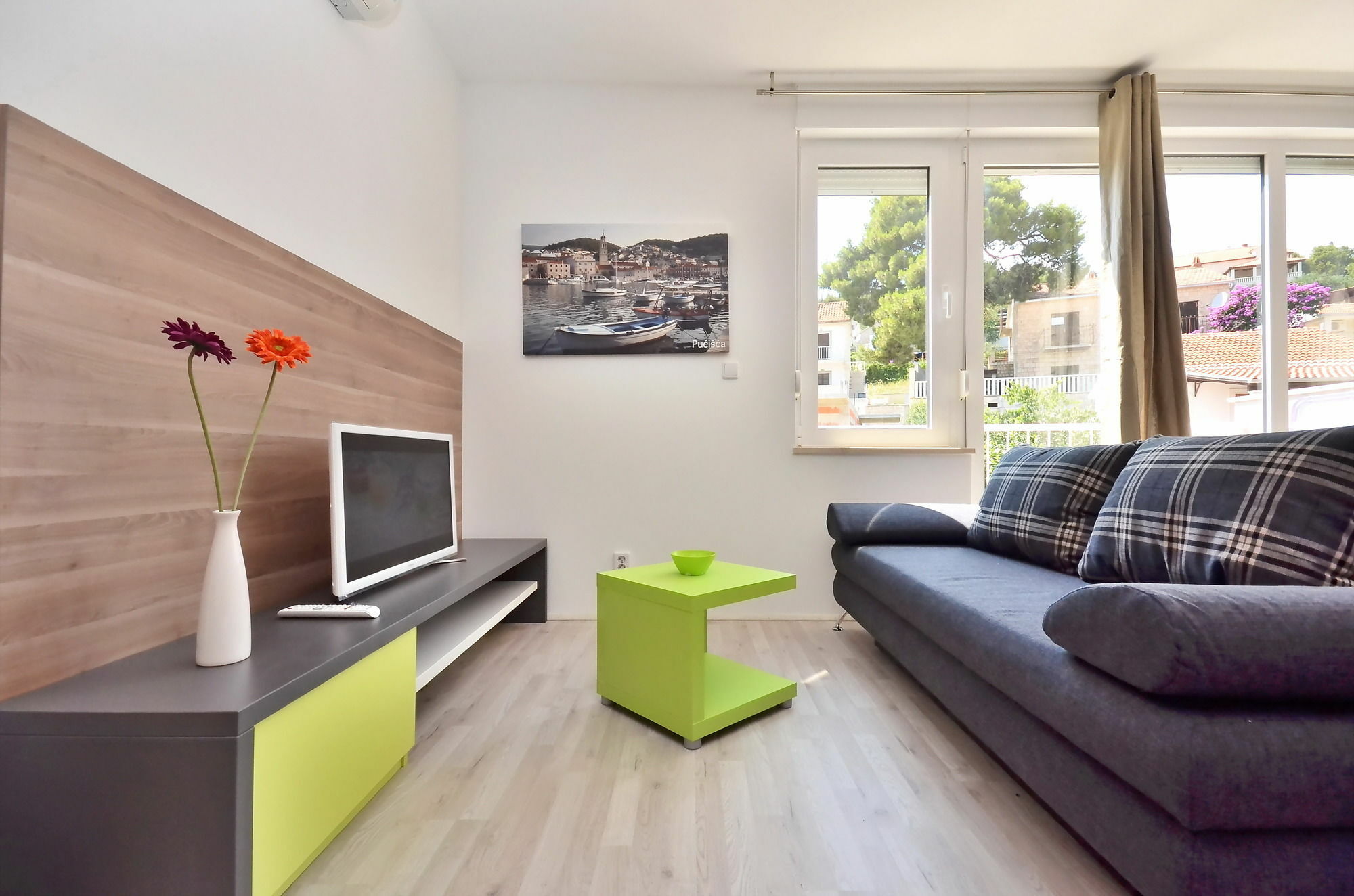Bretia Apartments Сутіван Екстер'єр фото